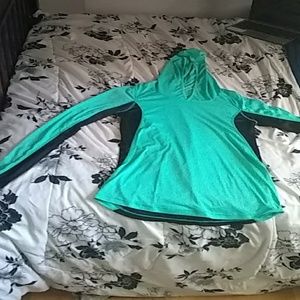 Workout long sleeve shirt